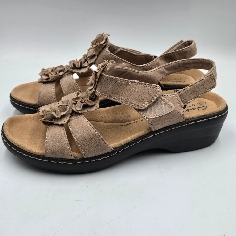 Clarks Sandals Womens 10 Leisa Vine Taupe Metallic Floral Wedge Ultimate Comfort